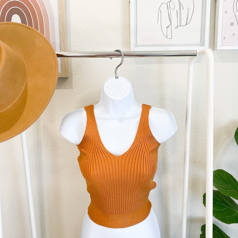 knitted crop top - Picture 3 of 10
